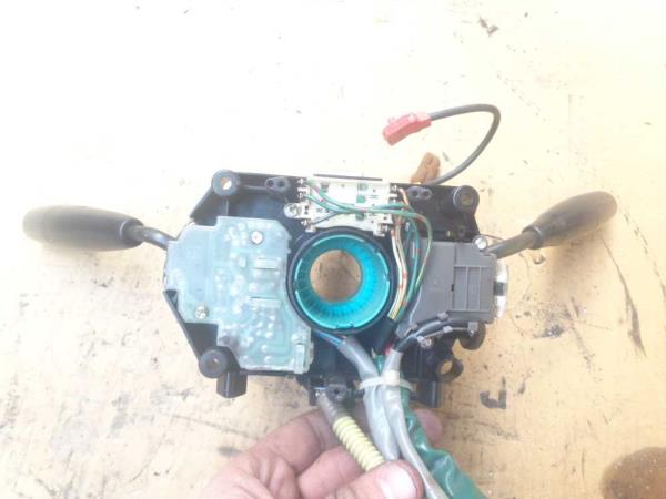 COMMODO SUZUKI SWIFT 1996 - Vue 4